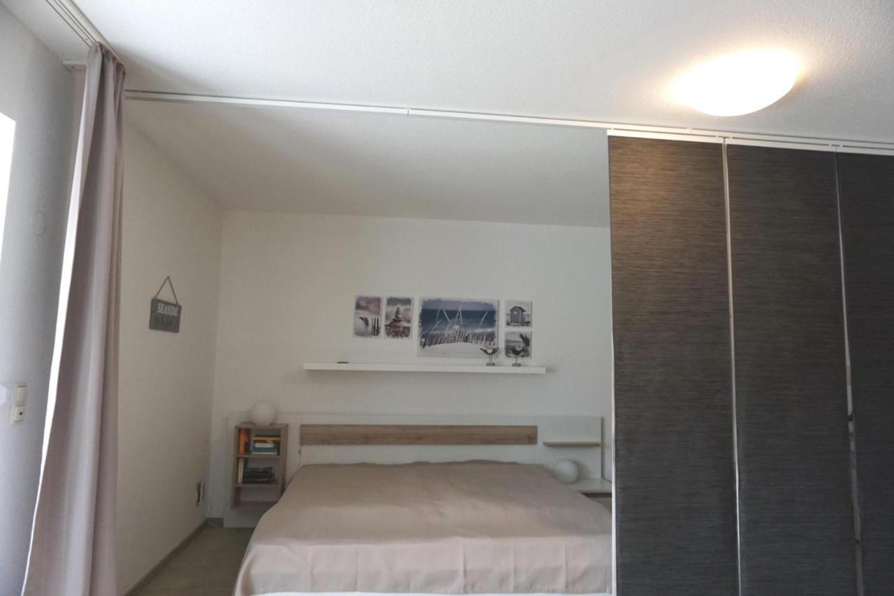 50180... Apartment Харлезил Екстериор снимка